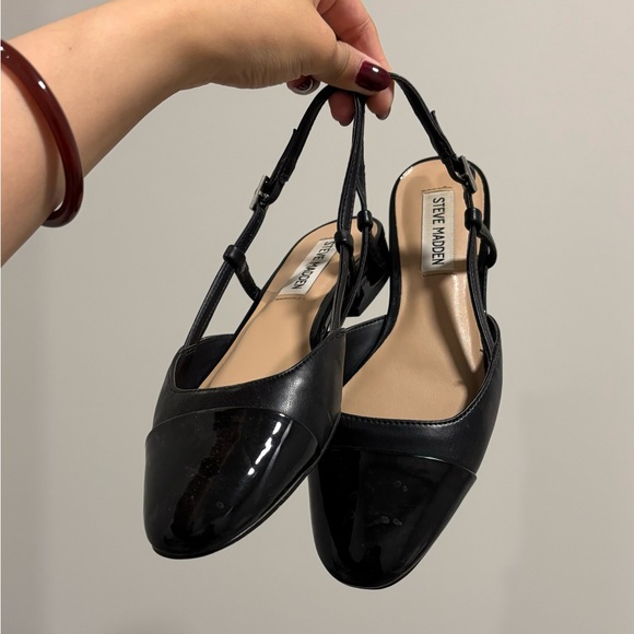 Steve Madden Belinda Flat - Picture 1 of 4